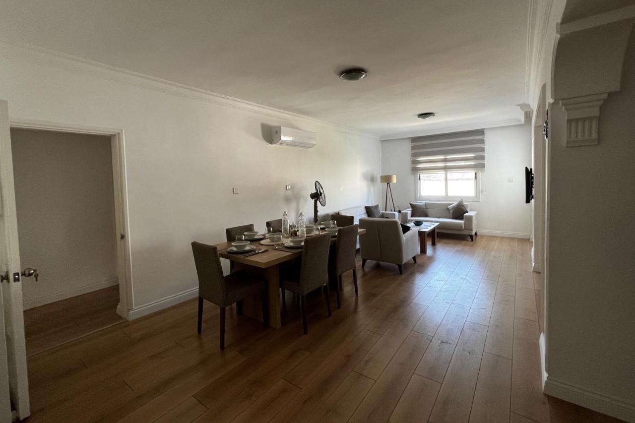 Stylish 3 Bedroom Apartment In Kyrenia  Exterior foto