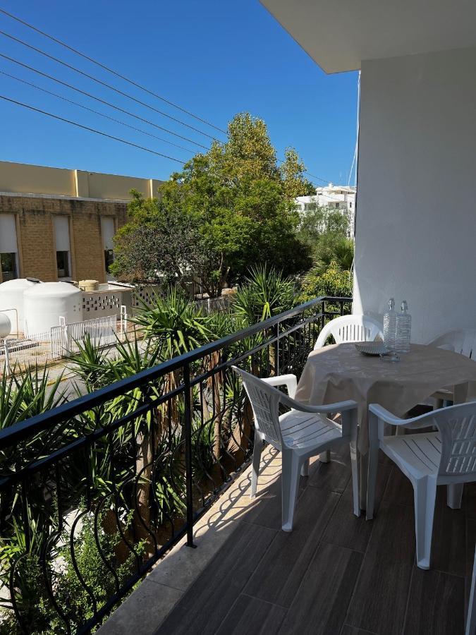 Stylish 3 Bedroom Apartment In Kyrenia  Exterior foto