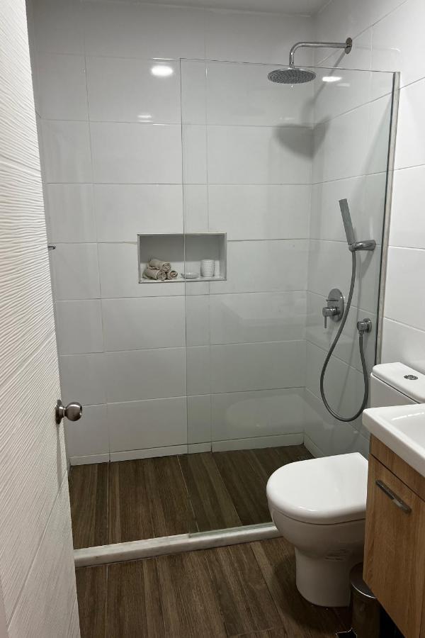 Stylish 3 Bedroom Apartment In Kyrenia  Exterior foto