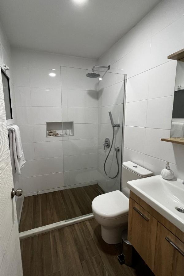Stylish 3 Bedroom Apartment In Kyrenia  Exterior foto