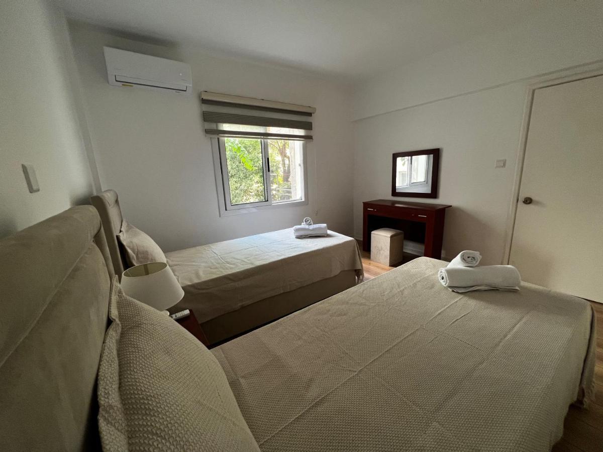 Stylish 3 Bedroom Apartment In Kyrenia  Exterior foto